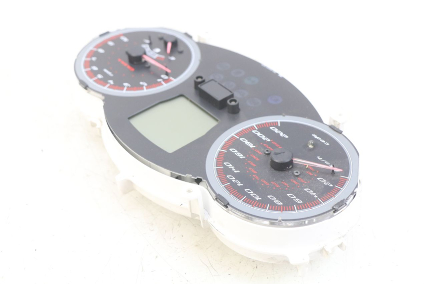 photo de SPEEDOMETER GILERA GP 800 (2007 - 2013) - Markings and original references