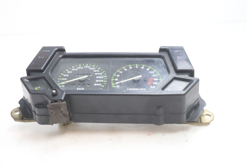 photo de SPEEDOMETER KAWASAKI GPX F ZX750F 750 (1986 - 1990) - Surface and material condition