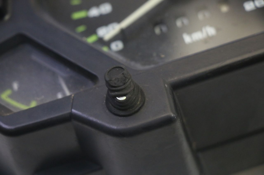 photo de SPEEDOMETER KAWASAKI GPX R WARBIRD 600 (1988 - 1993) - Alternative perspective
