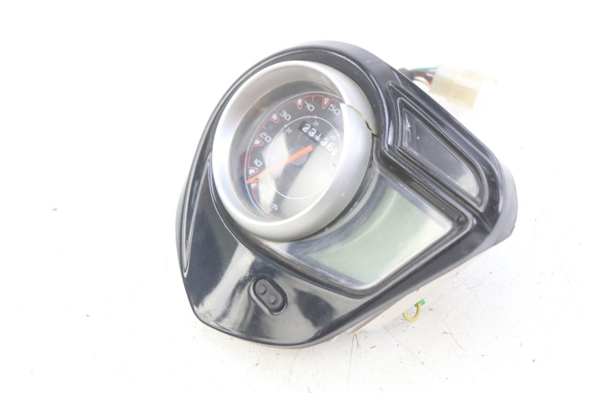 photo de SPEEDOMETER TNT MOTOR GRIDO 2T 50 (2010 - 2019) - Surface and material condition