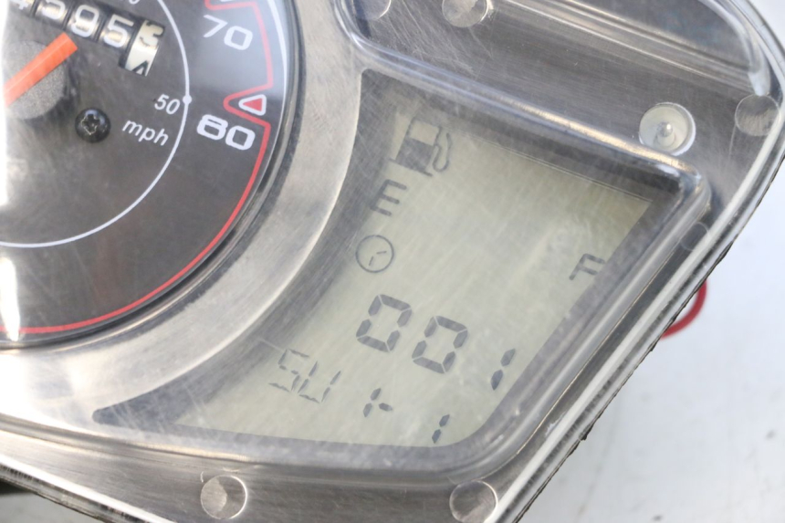 photo de SPEEDOMETER TNT MOTOR GRIDO 2T 50 (2010 - 2019) - Distinctive features