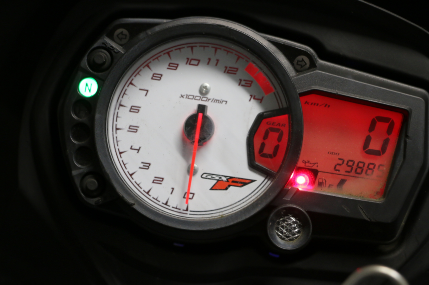 photo de SPEEDOMETER SUZUKI GSX F GSXF 650 (2007 - 2015) - Technical close-up