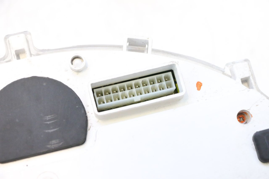 photo de SPEEDOMETER SYM GTS EVO 125 (2009 - 2013) - Distinctive features