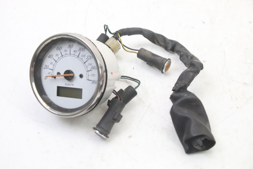 photo de SPEEDOMETER HONDA VT C2 SHADOW 750 (1997 - 2001) - Zoom on usage condition