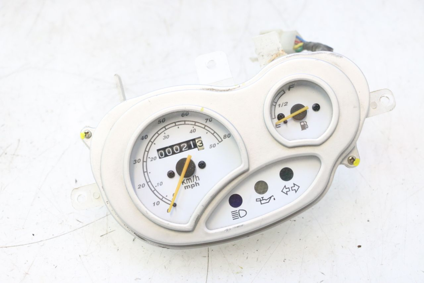 photo de SPEEDOMETER KEEWAY HURRICANE 50 (2006 - 2019) - Main view