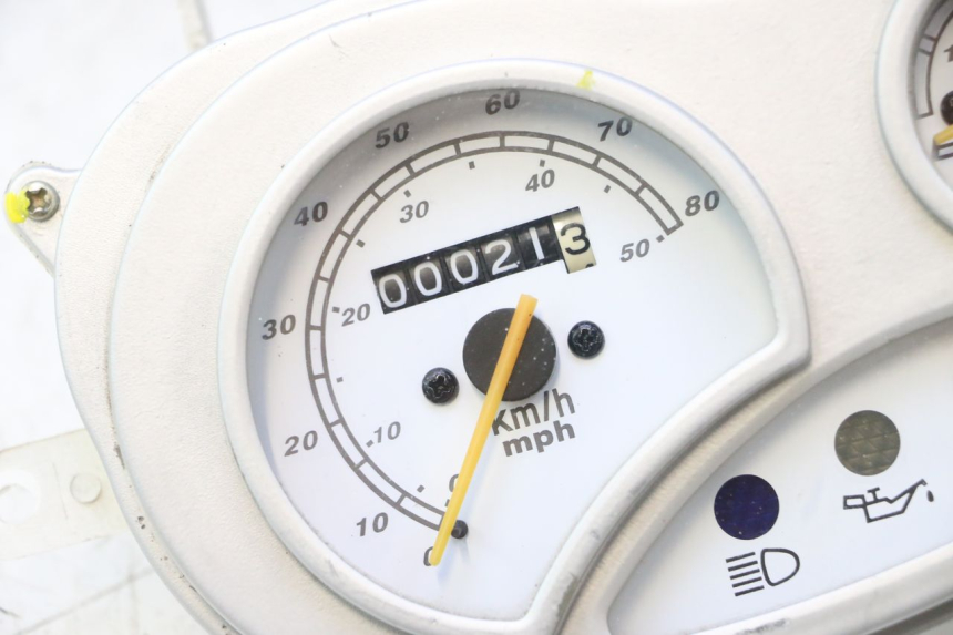 photo de SPEEDOMETER KEEWAY HURRICANE 50 (2006 - 2019) - Additional view of the item