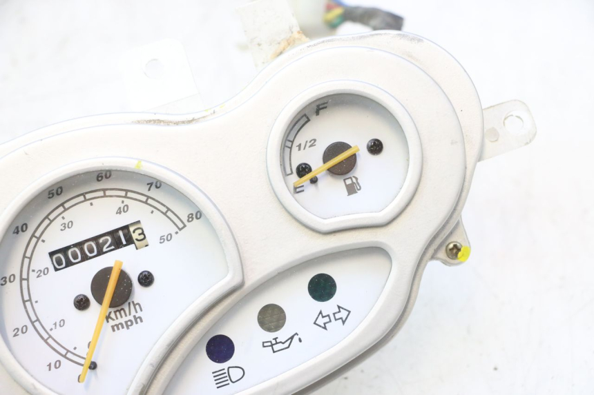 photo de SPEEDOMETER KEEWAY HURRICANE 50 (2006 - 2019) - Markings and original references