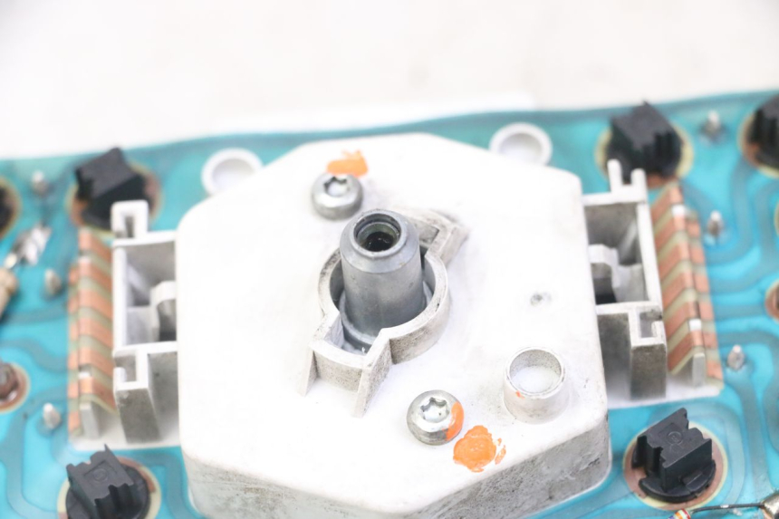 photo de SPEEDOMETER PEUGEOT JET FORCE CARBU 50 (2003 - 2016) - Product overview