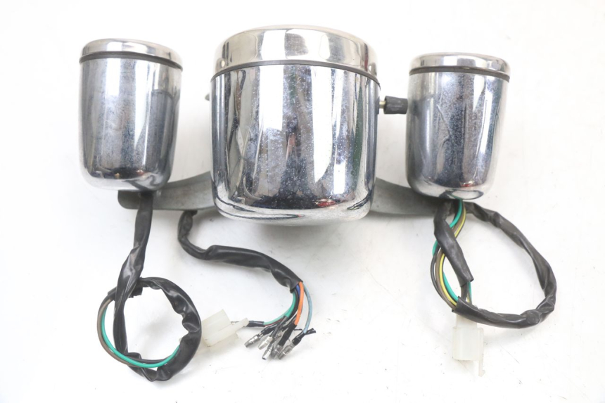 photo de SPEEDOMETER JINLUN JL HIGHLANDER 125 (2007 - 2015) - Surface and material condition