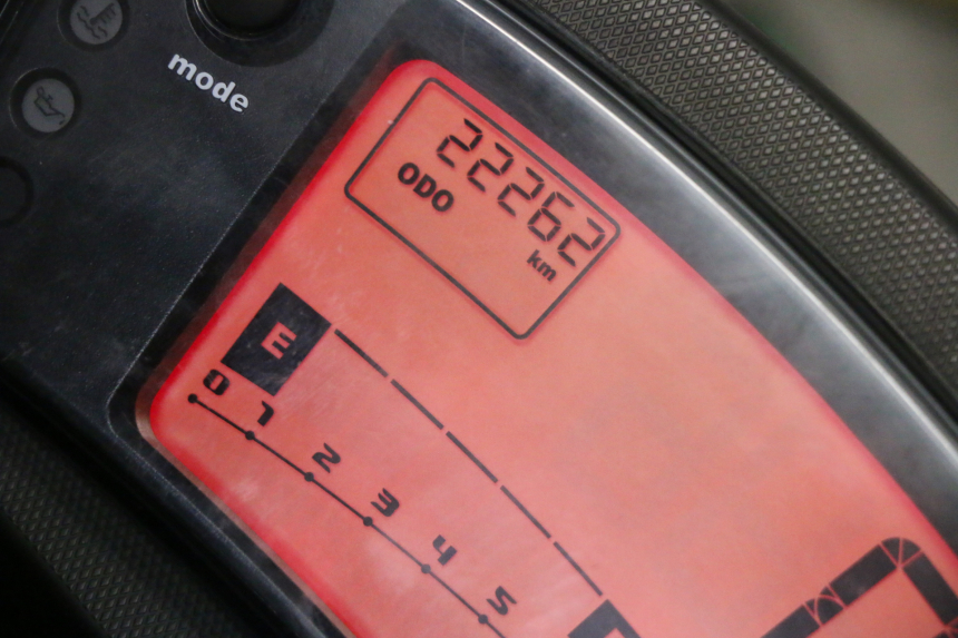 photo de SPEEDOMETER KAWASAKI ER-6 ER6 F 650 (2009 - 2011) - Distinctive features