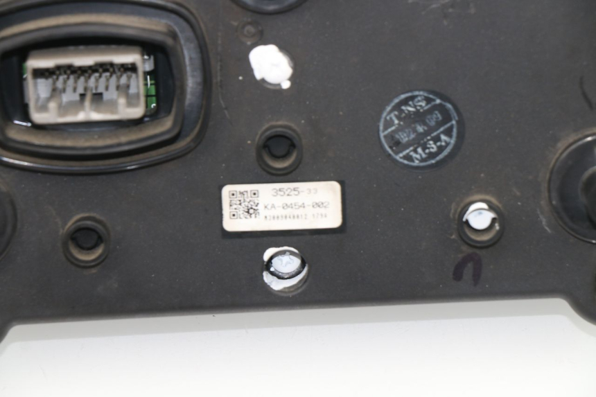 photo de SPEEDOMETER KAWASAKI ER-6 ER6 F 650 (2009 - 2011) - Surface and material condition