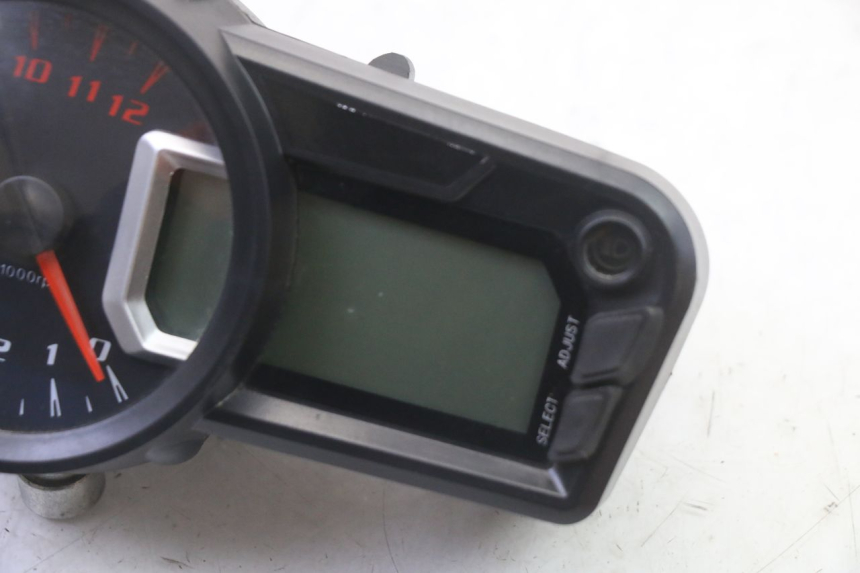 photo de SPEEDOMETER KIDEN KD125-G 125 (2018 - 2022) - Technical close-up