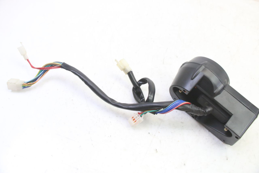 photo de SPEEDOMETER KIDEN KD125-G 125 (2018 - 2022) - Fixing points details