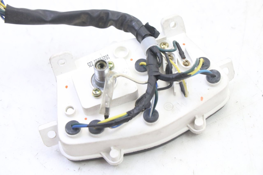 photo de SPEEDOMETER PEUGEOT KISBEE 2T 50 (2018 - 2022) - Markings and original references