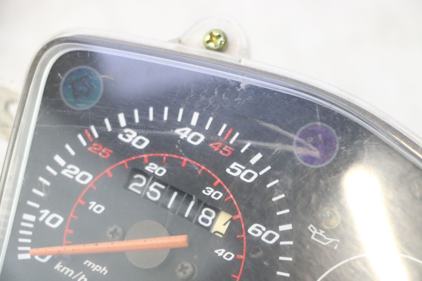 photo de SPEEDOMETER PEUGEOT KISBEE 2T 50 (2010 - 2017) - Markings and original references