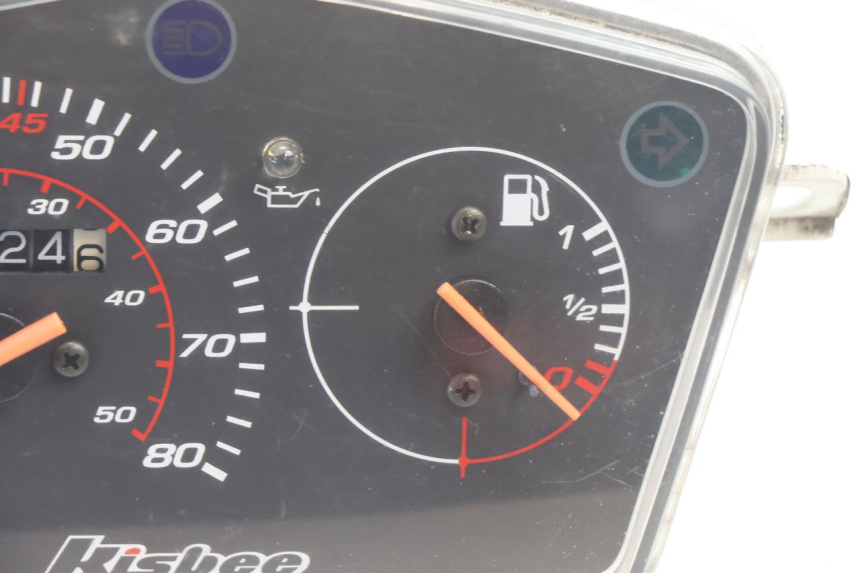 photo de SPEEDOMETER PEUGEOT KISBEE 2T 50 (2010 - 2017) - Zoom on usage condition