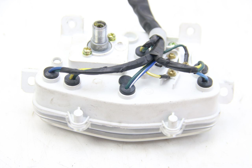 photo de SPEEDOMETER PEUGEOT KISBEE 4T 50 (2018 - 2022) - Alternative perspective