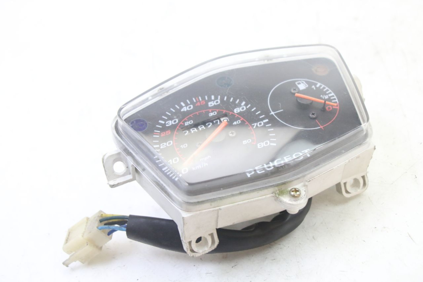 photo de SPEEDOMETER PEUGEOT KISBEE 4T 50 (2018 - 2022) - Technical close-up