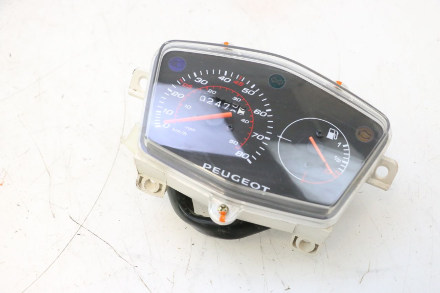 photo de SPEEDOMETER PEUGEOT KISBEE 4T 50 (2018 - 2022) - Zoom on usage condition