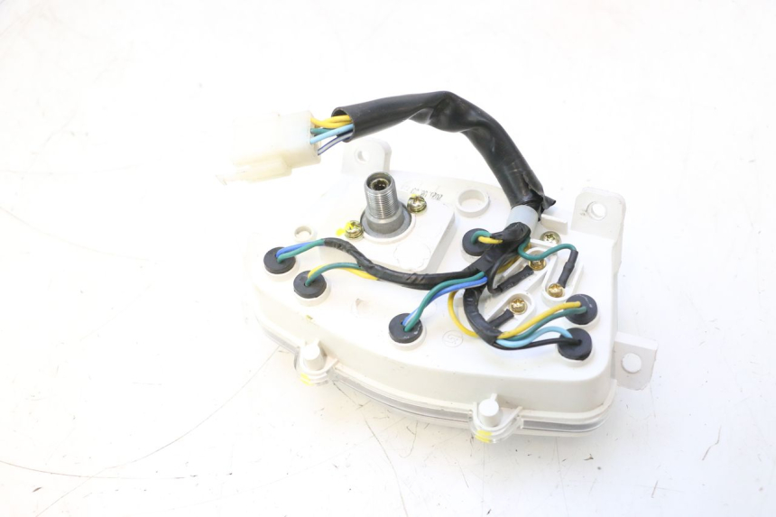 photo de SPEEDOMETER PEUGEOT KISBEE 4T 50 (2023 - 2026) - Alternative perspective