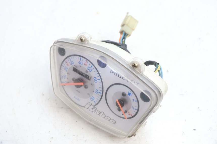 photo de SPEEDOMETER PEUGEOT KISBEE 4T 50 (2010 - 2017) - Technical close-up