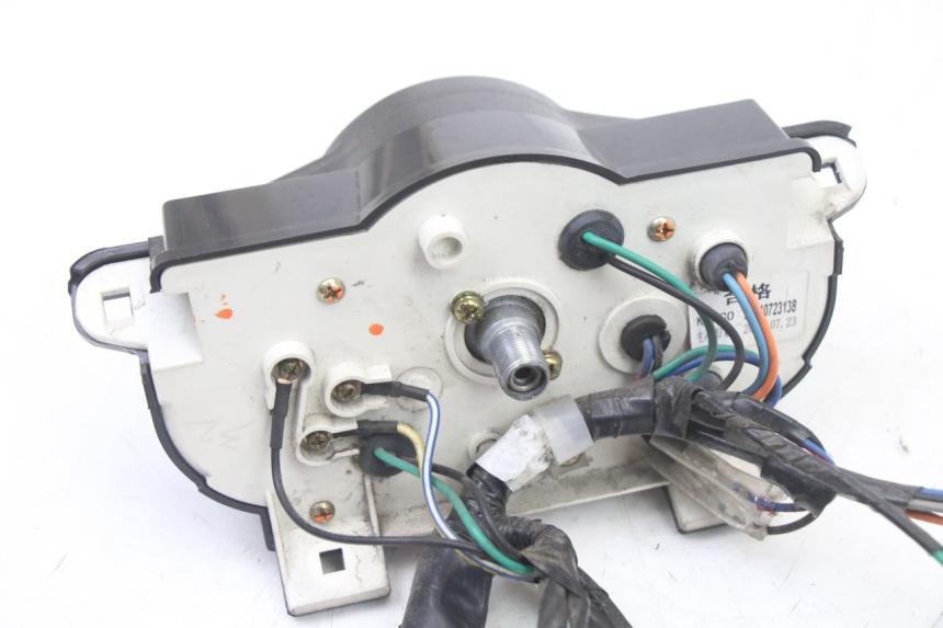 photo de SPEEDOMETER KYMCO AGILITY 4T 50 (2018 - 2022) - Fixing points details
