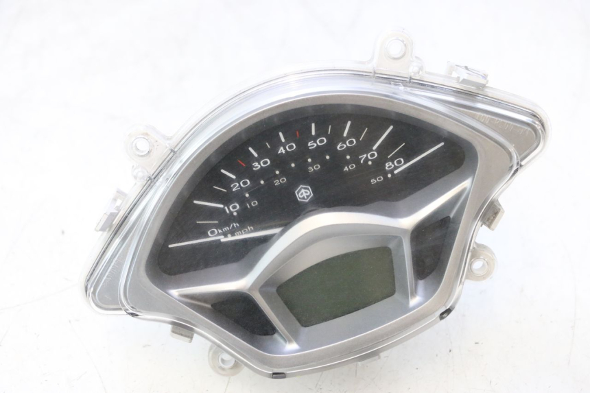 photo de SPEEDOMETER PIAGGIO LIBERTY IGET 4T 50 (2015 - 2020) - Main view