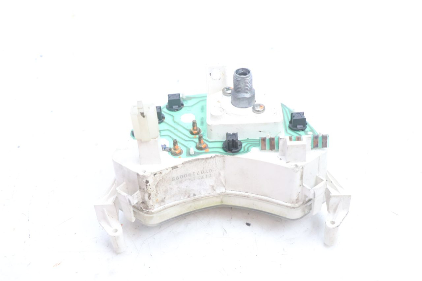 photo de SPEEDOMETER PEUGEOT LUDIX BLASTER 50 (2006 - 2014) - Fixing points details
