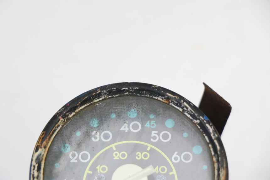 photo de SPEEDOMETER PEUGEOT LUDIX 50 (2005 - 2007) - Zoom on usage condition