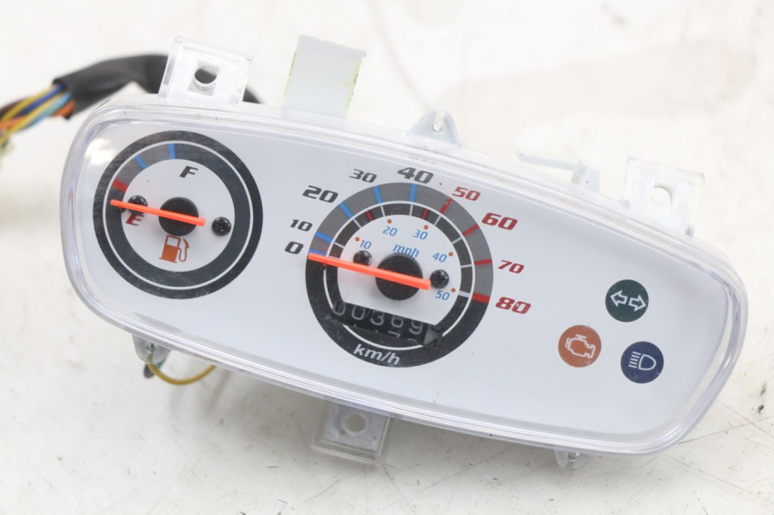 photo de SPEEDOMETER MASH LEGEND'R 4T 50 (2021 - 2025) - Component detail