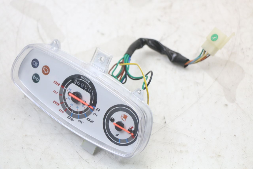 photo de SPEEDOMETER MASH LEGEND'R 4T 50 (2021 - 2025) - Fixing points details