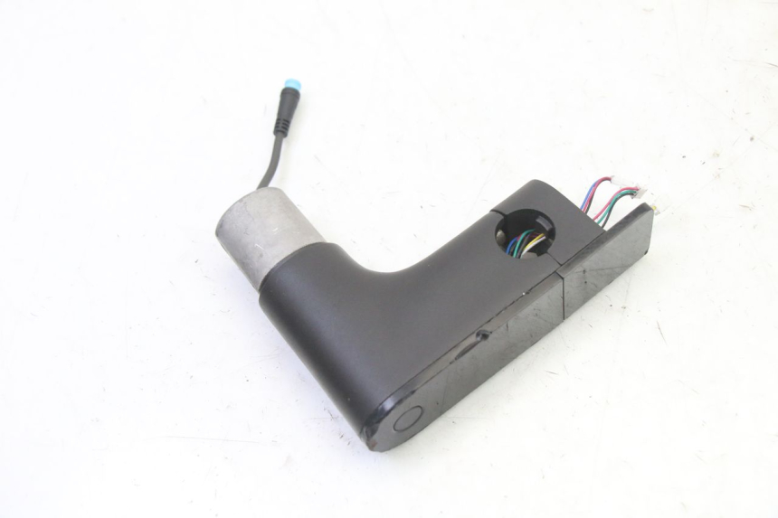 photo de SPEEDOMETER XIAOMI MI PRO 2 1 - Zoom on usage condition