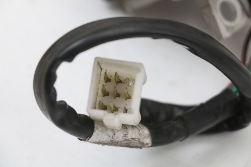 photo de SPEEDOMETER SYM MIO 50 (2005 - 2010) - Fixing points details