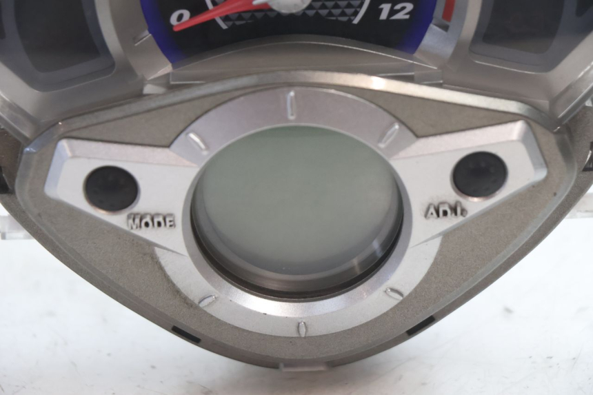 photo de SPEEDOMETER KYMCO MOVIE S 125 (2009 - 2018) - Zoom on usage condition
