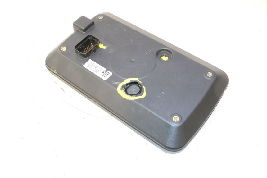 photo de SPEEDOMETER PIAGGIO MP3 HPE 530 (2022 - 2026) - Checked used part