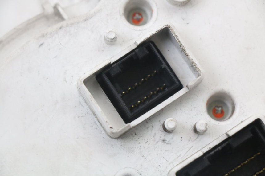 photo de SPEEDOMETER PIAGGIO MP3 LT 400 (2007 - 2012) - Component zoom