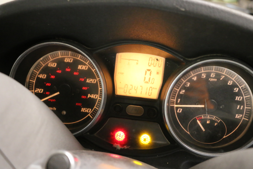 photo de SPEEDOMETER PIAGGIO MP3 LT 300 (2010 - 2016) - Component detail