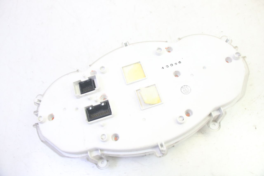 photo de SPEEDOMETER PIAGGIO MP3 LT 400 (2007 - 2012) - Markings and original references