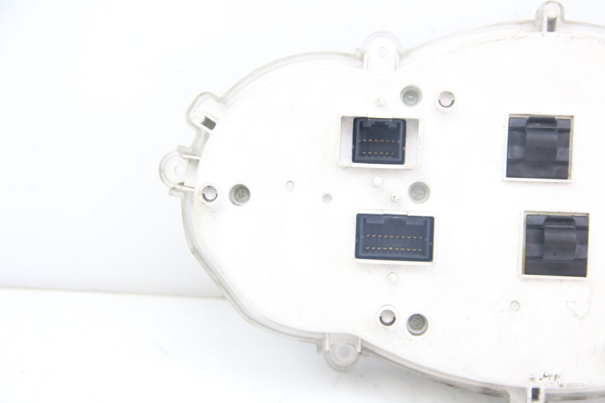 photo de SPEEDOMETER PIAGGIO MP3 125 (2006 - 2014) - Distinctive features