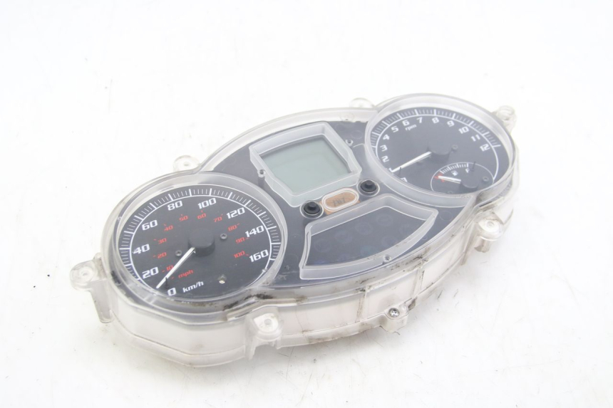photo de SPEEDOMETER PIAGGIO MP3 125 (2006 - 2014) - Zoom on usage condition