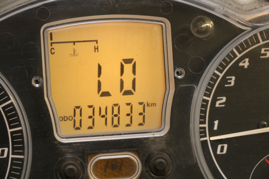 photo de SPEEDOMETER PIAGGIO MP3 125 (2006 - 2014) - Technical close-up
