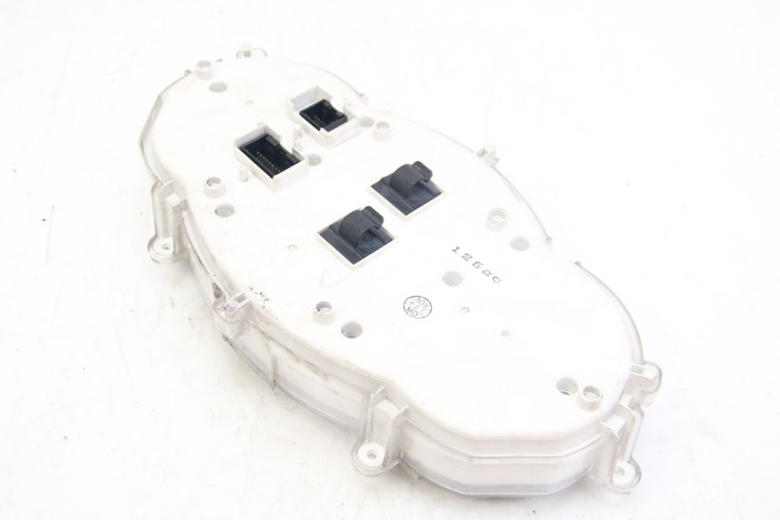 photo de SPEEDOMETER PIAGGIO MP3 125 (2006 - 2014) - Surface and material condition