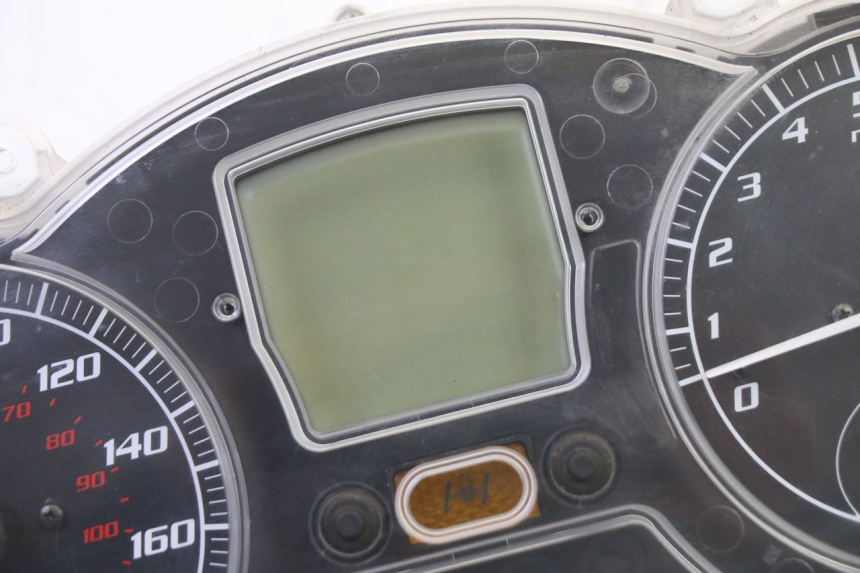 photo de SPEEDOMETER PIAGGIO MP3 500 (2011 - 2015) - Alternative perspective