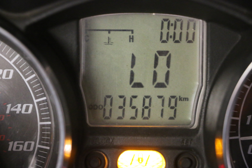 photo de SPEEDOMETER PIAGGIO MP3 500 (2011 - 2015) - Technical close-up