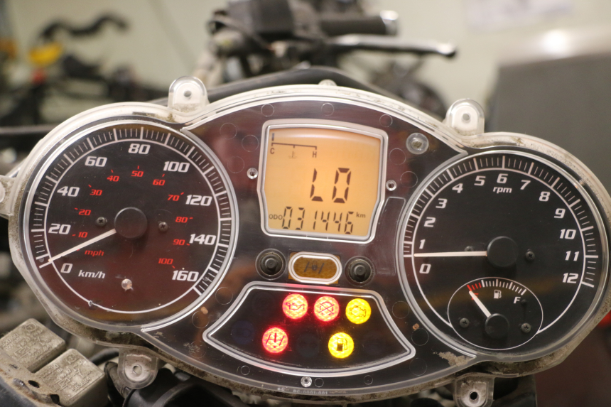 photo de SPEEDOMETER PIAGGIO MP3 125 (2006 - 2014) - Product overview