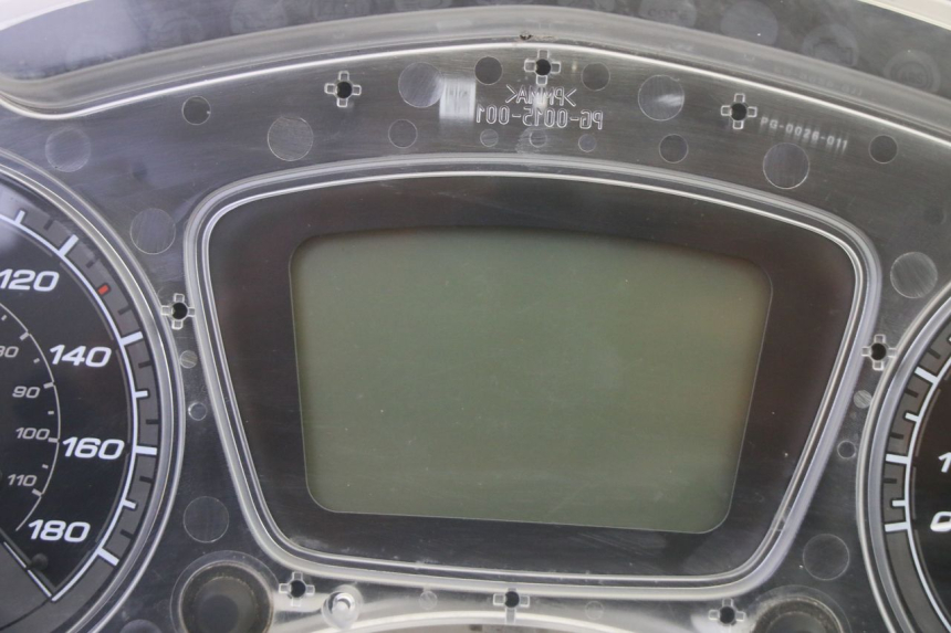 photo de SPEEDOMETER PIAGGIO MP3 500 (2016 - 2018) - Zoom on usage condition