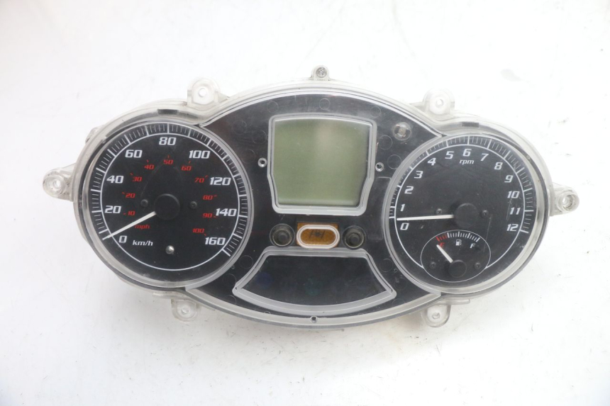 photo de SPEEDOMETER PIAGGIO MP3 125 (2006 - 2014) - Main view