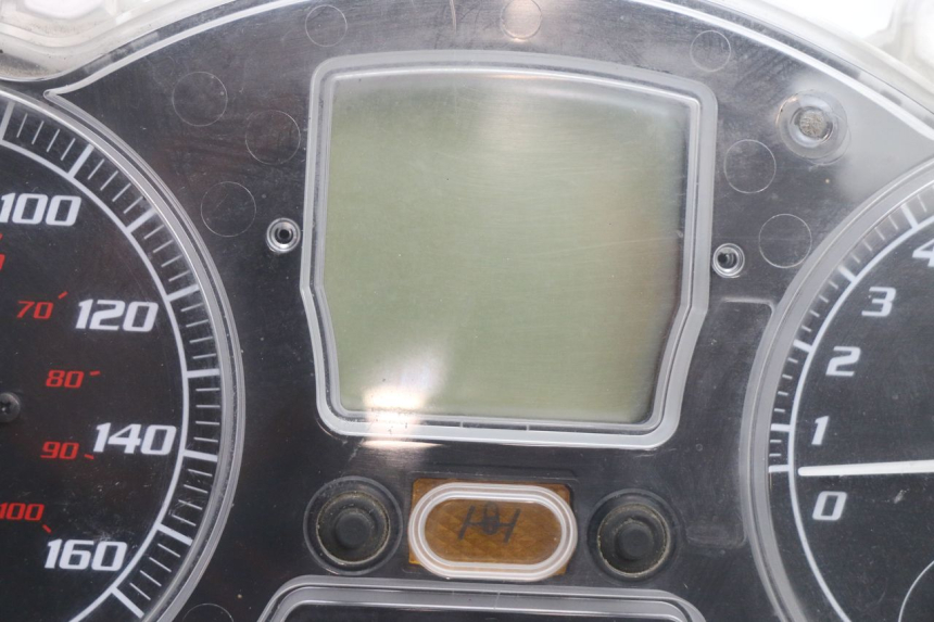 photo de SPEEDOMETER PIAGGIO MP3 125 (2006 - 2014) - Zoom on usage condition