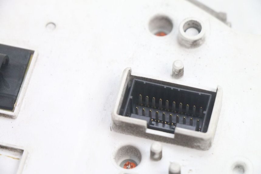 photo de SPEEDOMETER PIAGGIO MP3 125 (2006 - 2014) - Markings and original references