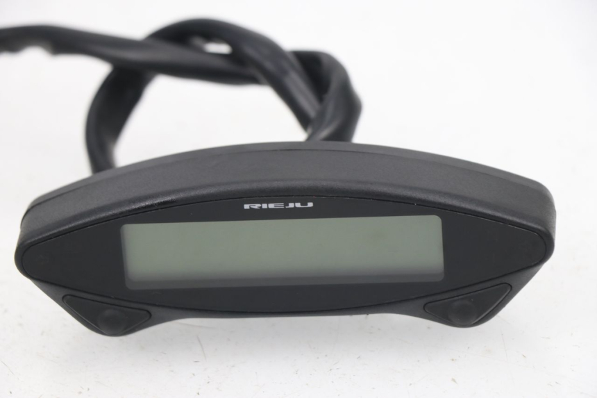 photo de SPEEDOMETER RIEJU MRT 50 (2018 - 2021) - Surface and material condition